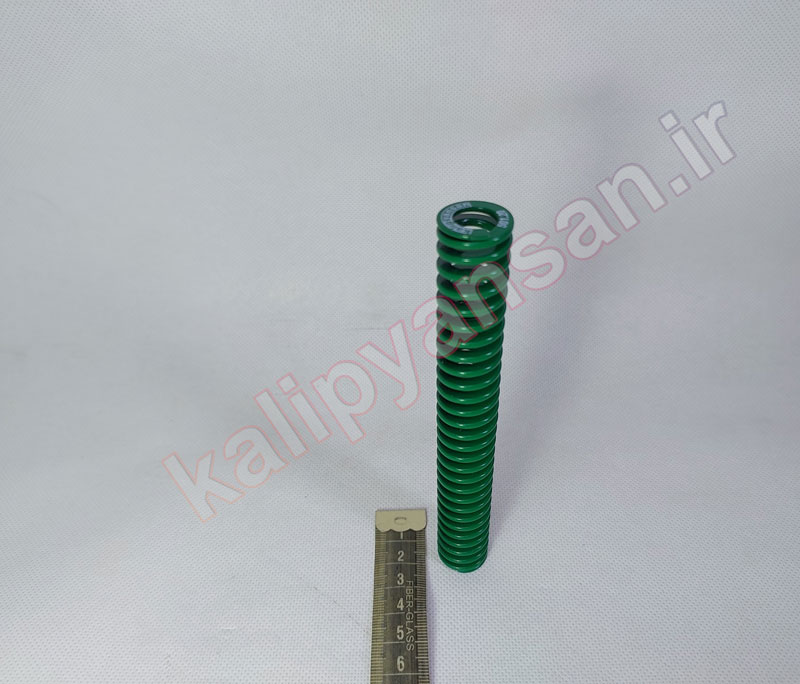 فنر سبز رنگ قالب به قطر 20 و ارتفاع 139